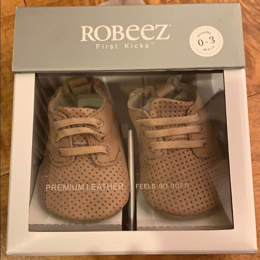 Brand new baby shoes